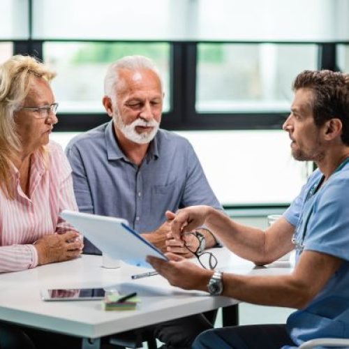 Ausência de cobrança de plano de saúde por empresa ao longo de 20 anos gera gratuidade definitiva