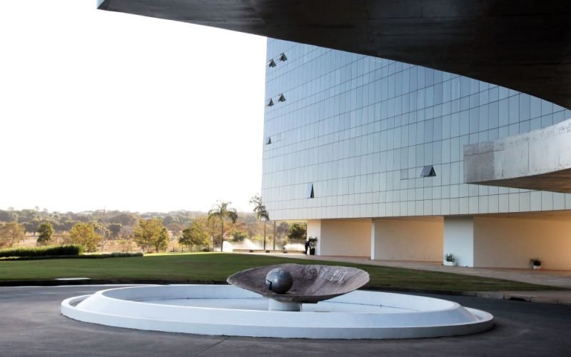TST passa a garantir estabilidade a gestantes em contratos temporários 