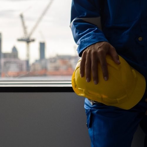 Trabalhador recrutado no Brasil para atuar no exterior não tem vínculo reconhecido