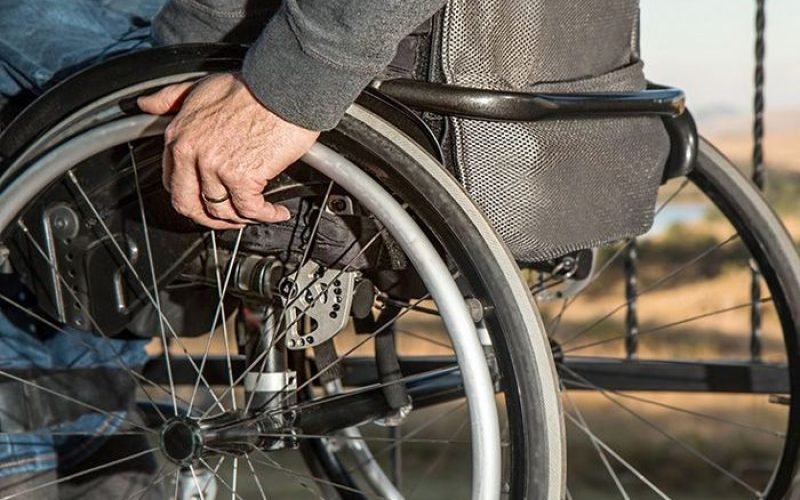 Gari paraplégico: Justiça do Trabalho condena empresa e município a pagarem R$ 300 mil