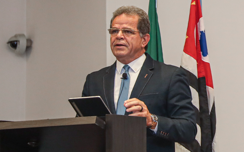 Tema 1389: Especialistas defendem a Constituição Federal acima de contratos artificiais de trabalho