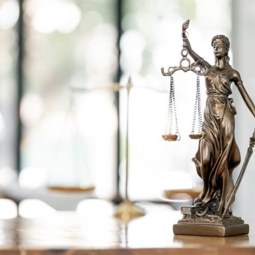 Liminar assegura licença sem remuneração a empregado público aprovado em concurso para curso de formação