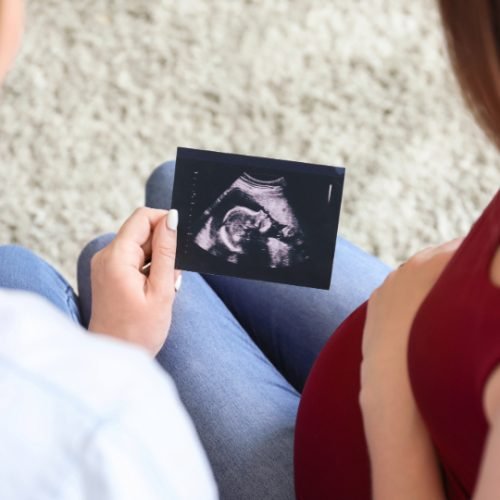 TRT-RS garante manutenção de plano de saúde a casal homoafetivo às vésperas do parto