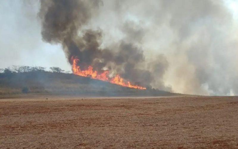 Trabalhador que sofreu queimaduras ao atravessar canavial em chamas será indenizado 