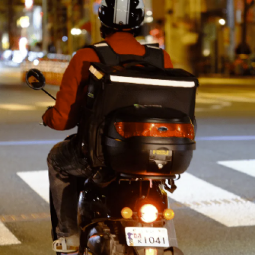 Risco de motoboy: empresa é condenada a pagar indenização e pensão por acidente que deixou empregado com dano permanente