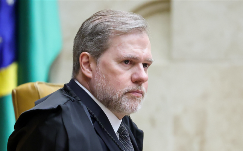 TRT-1: Servidor investigado por desvios atribuía fortuna a apostas, diz corregedor