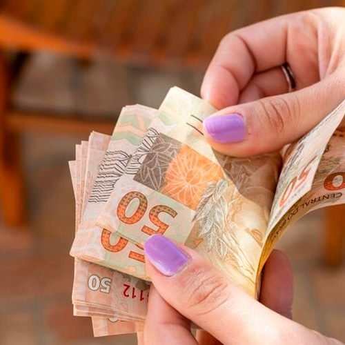 Empresa é condenada a pagar indenização por danos morais em razão de constantes atrasos salariais