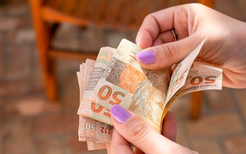 Empresa é condenada a pagar indenização por danos morais em razão de constantes atrasos salariais